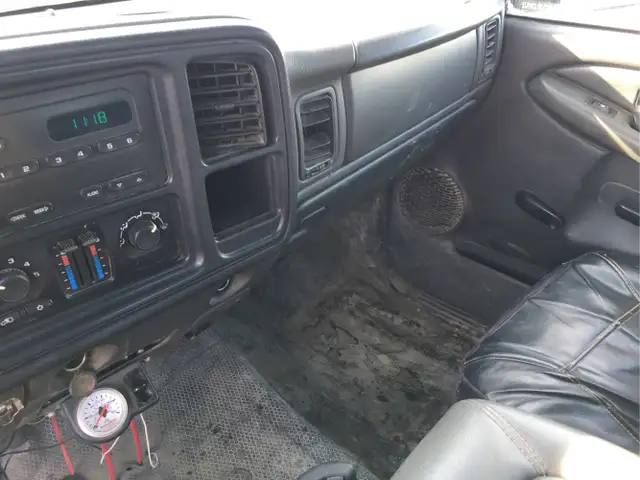 2004 Chevrolet Silverado 2500HD - Photo 15