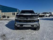 2019 Chevrolet Silverado 1500 - Photo 2