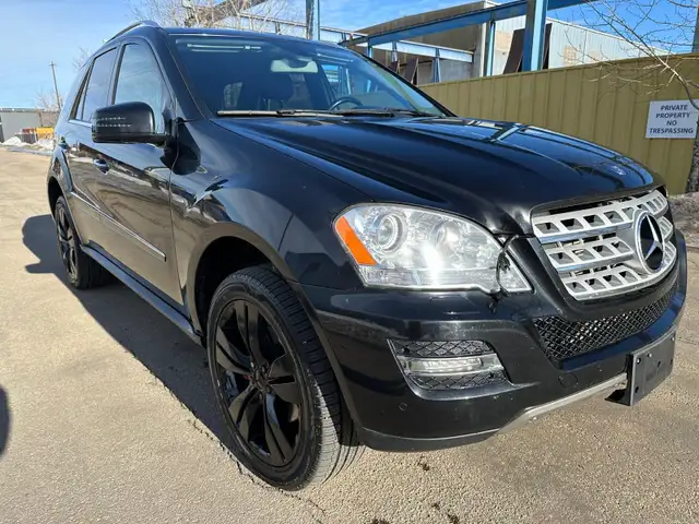 2011 Mercedes-Benz ML350 Bluetec Diesel AWD For Sale. - Photo 4