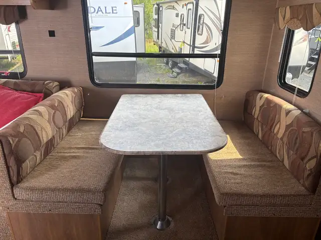 2015 Catalina Legacy 263RLS - Photo 9