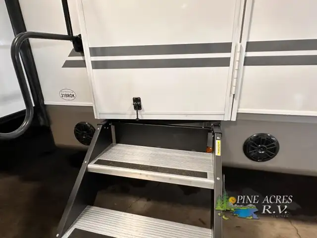 2026 Heartland Sundance Ultra-Lite 31BROK 3 Slides & Bunk Room - Photo 13