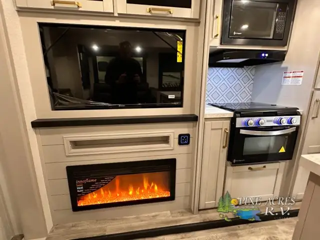 2026 Heartland Sundance Ultra-Lite 31BROK 3 Slides & Bunk Room - Photo 20