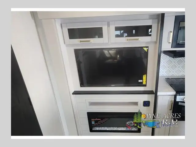 2026 Heartland Sundance Ultra-Lite 31BROK 3 Slides & Bunk Room - Photo 23