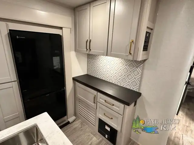 2026 Heartland Sundance Ultra-Lite 31BROK 3 Slides & Bunk Room - Photo 27