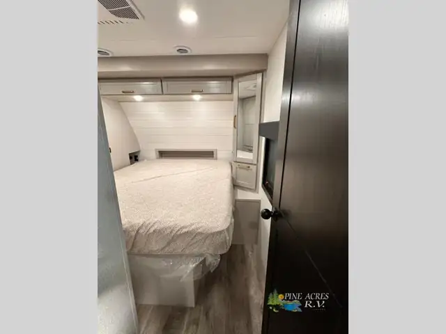 2026 Heartland Sundance Ultra-Lite 31BROK 3 Slides & Bunk Room - Photo 40