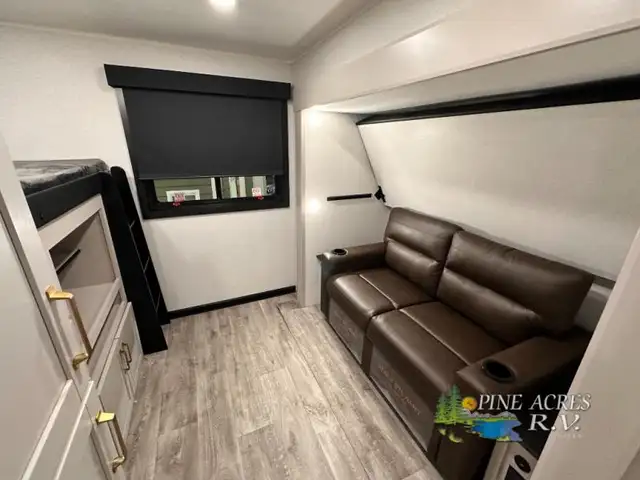 2026 Heartland Sundance Ultra-Lite 31BROK 3 Slides & Bunk Room - Photo 51