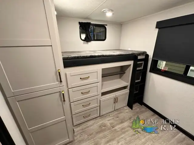 2026 Heartland Sundance Ultra-Lite 31BROK 3 Slides & Bunk Room - Photo 53