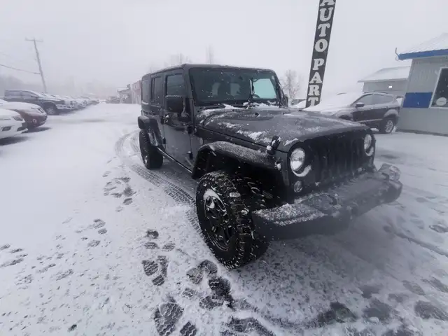 2017 Jeep Wrangler Unlimited Sport - Photo 3
