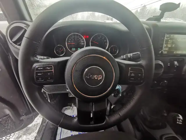 2017 Jeep Wrangler Unlimited Sport - Photo 13