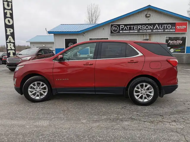2019 Chevrolet Equinox LT - Photo 2
