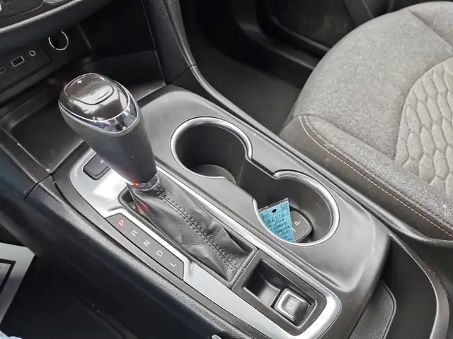 2019 Chevrolet Equinox LT - Photo 24