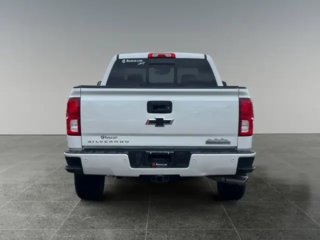 2017 Chevrolet Silverado 1500 High Country - Photo 5