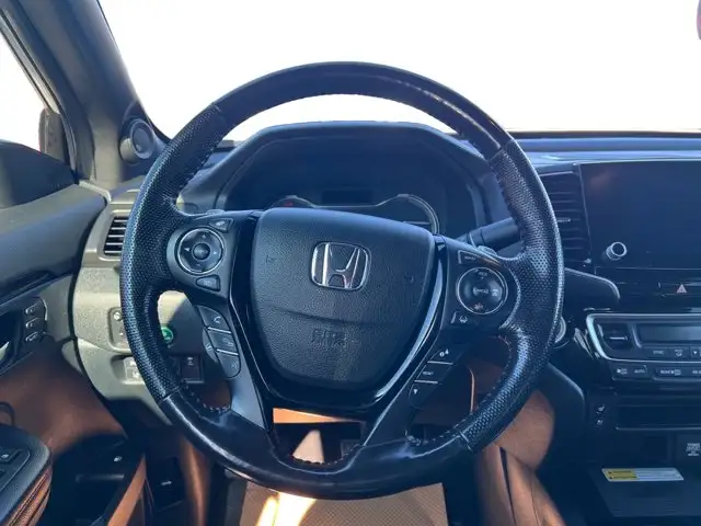 2022 Honda Ridgeline Black Edition - Photo 17