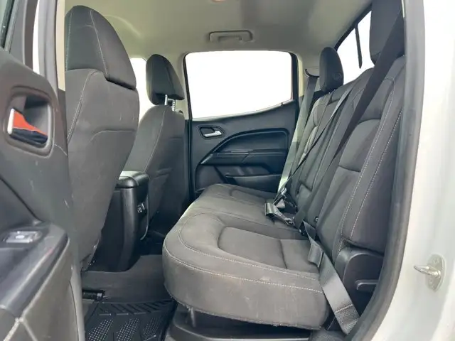 2020 GMC Canyon 4WD SLE - Photo 14