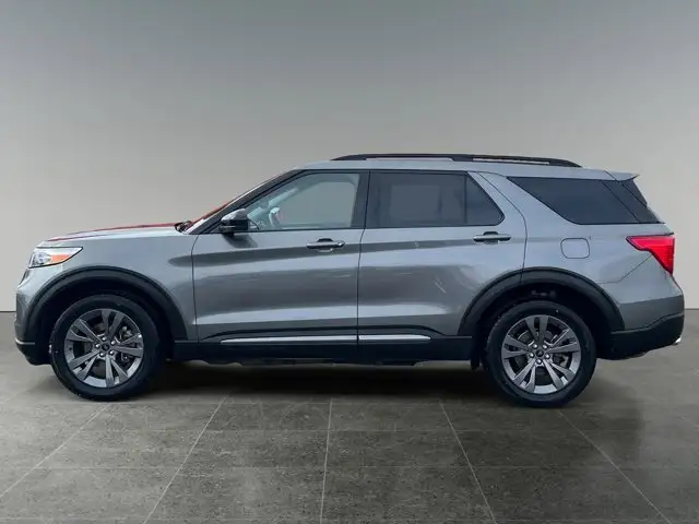 2024 Ford Explorer XLT - Photo 2
