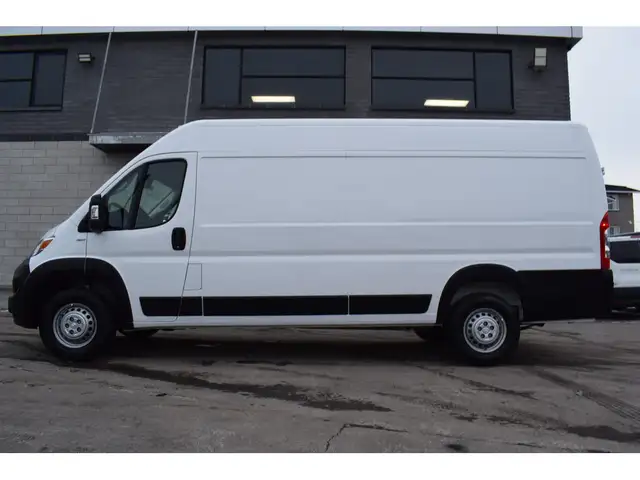 2025 Ram ProMaster Cargo Van 3500 High Roof Ext 159WB  Neuf - Photo 4
