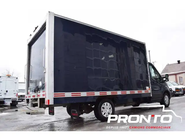 2022 Ford Transit T-350  14 pieds Isolé Sans Inspection Annu - Photo 9