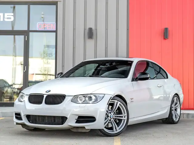 2012 BMW 3 Series 335is - Rare 6 Speed Manual Coupe | Bilstein B - Photo 2
