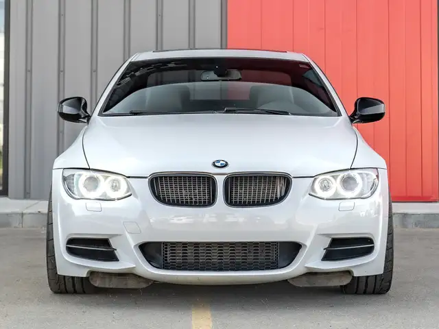 2012 BMW 3 Series 335is - Rare 6 Speed Manual Coupe | Bilstein B - Photo 3
