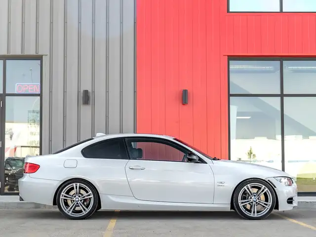 2012 BMW 3 Series 335is - Rare 6 Speed Manual Coupe | Bilstein B - Photo 7