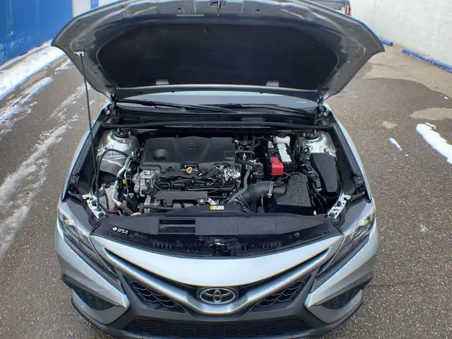 2022 Toyota Camry SE FWD - Photo 11