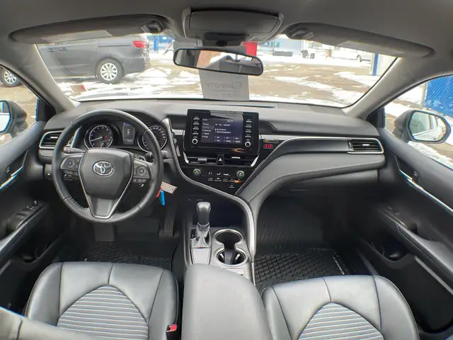 2022 Toyota Camry SE FWD - Photo 25