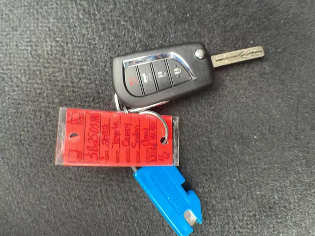 2022 Toyota Camry SE FWD - Photo 27