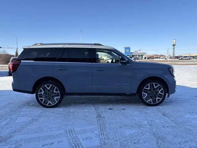 2026 Ford Expedition Platinum 600A - Photo 10