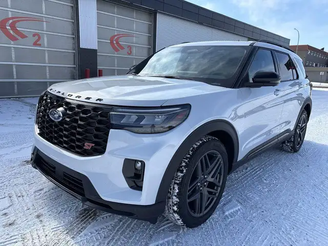 2026 Ford Explorer ST 400A - Photo 2