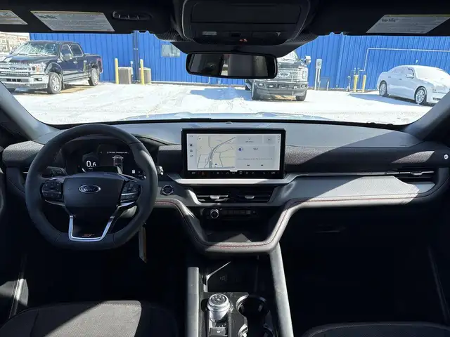 2026 Ford Explorer ST 400A - Photo 24