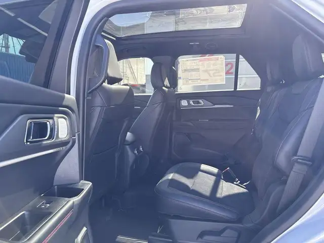 2026 Ford Explorer ST 400A - Photo 26