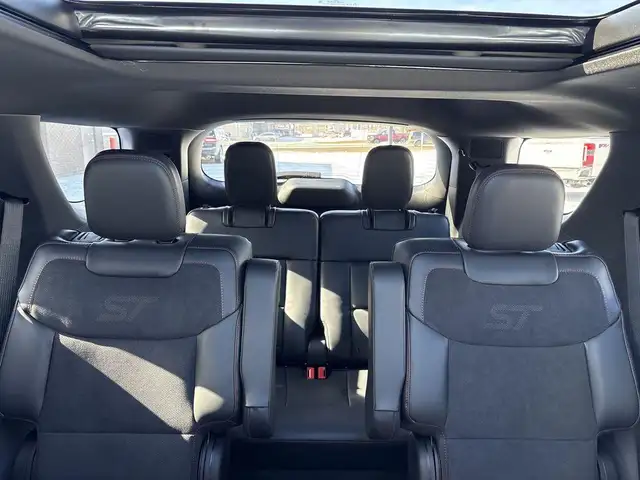 2026 Ford Explorer ST 400A - Photo 28