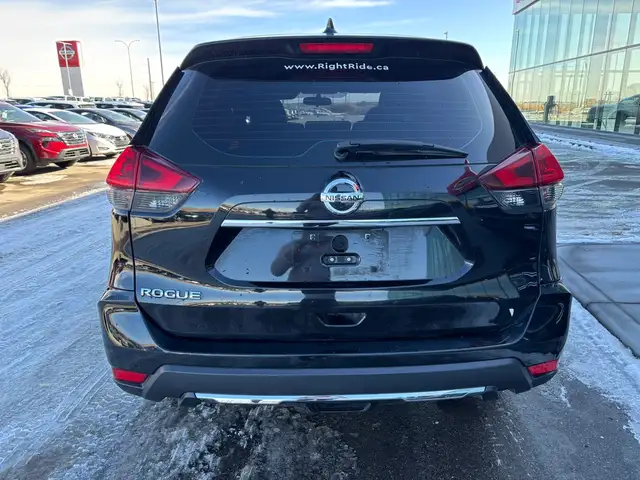 2018 Nissan Rogue S • Accident Free Carfax • One Owner - Photo 5