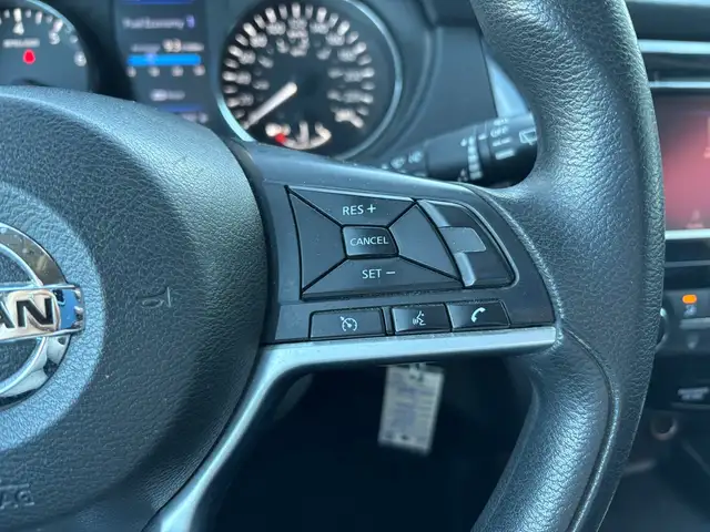 2018 Nissan Rogue S • Accident Free Carfax • One Owner - Photo 16