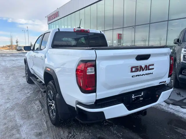 2024 GMC Canyon 4WD Crew Cab AT4 • Trailering System • - Photo 4