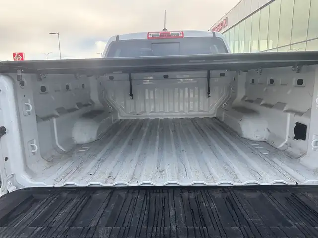 2024 GMC Canyon 4WD Crew Cab AT4 • Trailering System • - Photo 6