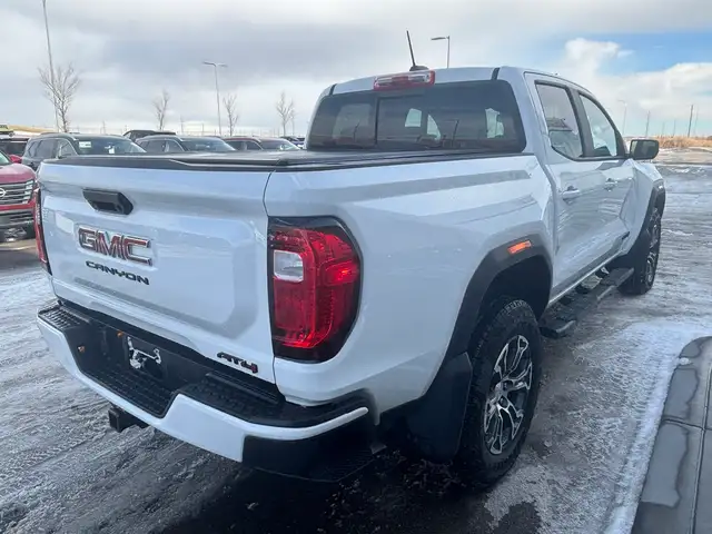 2024 GMC Canyon 4WD Crew Cab AT4 • Trailering System • - Photo 7