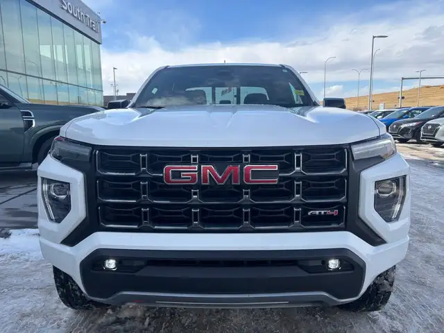 2024 GMC Canyon 4WD Crew Cab AT4 • Trailering System • - Photo 10