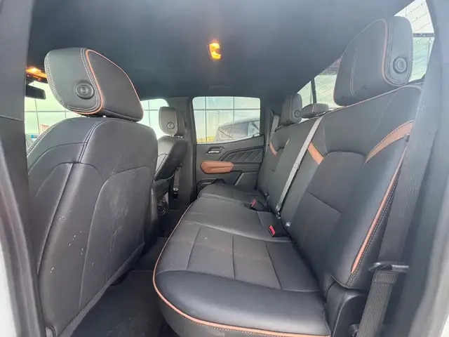 2024 GMC Canyon 4WD Crew Cab AT4 • Trailering System • - Photo 32