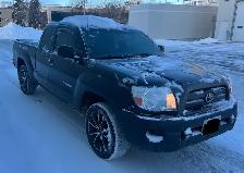 2008 Toyota Tacoma 4 cylinder - Photo 2