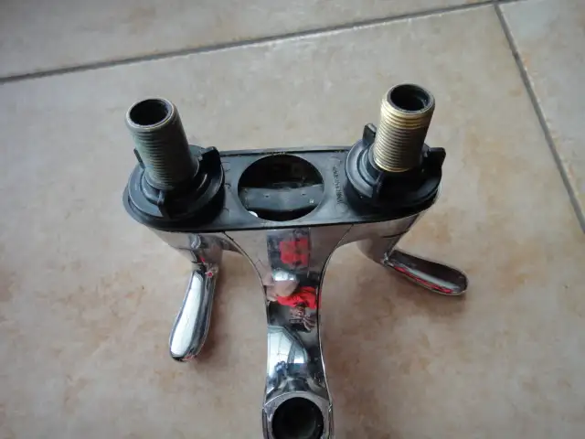 robinet pour lavabo - Photo 3