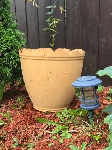 PLANTERS AND POTS - Photo 8