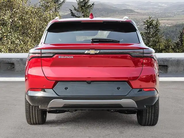 2025 Chevrolet Equinox EV - Photo 5
