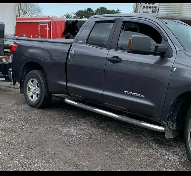 Oshawa Delivery 647-957-2770 - Photo 3