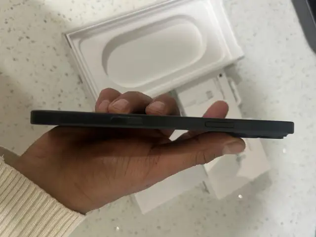 iPhone 16 plus 128gb Airpods Pkg/Delivery - Photo 7