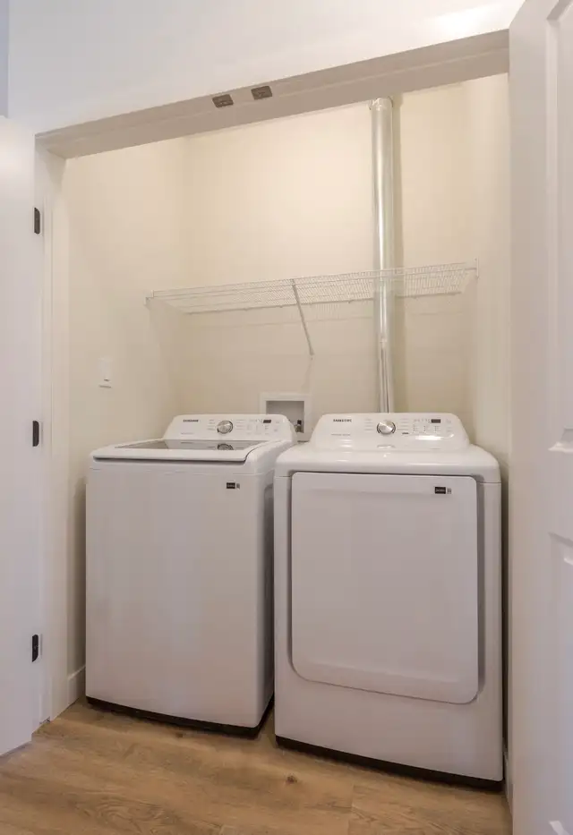 BEAUTIFUL, BRAND NEW 3 BEDROOM in GRUNTHAL! - Photo 5