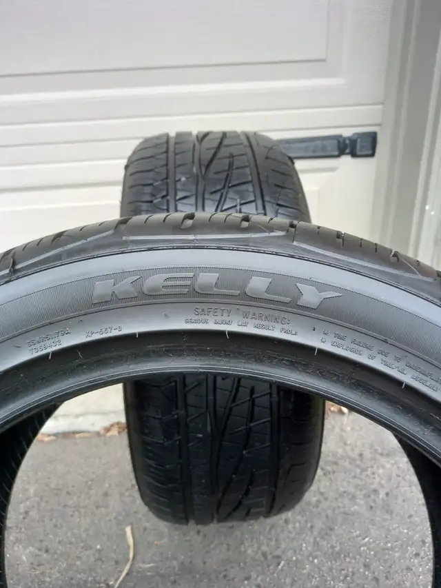 2 tires 235/45/R17 all season. - Photo 4