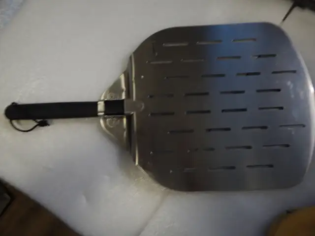 Pederno Signature Ceramic PIZZA Stone   14 in. Paddle - Photo 3