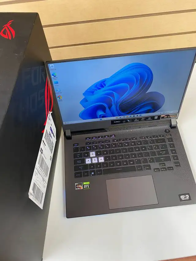 ASUS ROG Strix G513 Gaming Laptop | Ryzen 7 | RTX 3050 Ti | 16GB