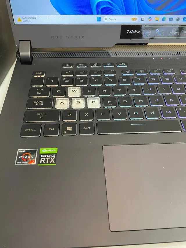 ASUS ROG Strix G513 Gaming Laptop | Ryzen 7 | RTX 3050 Ti | 16GB - Photo 4